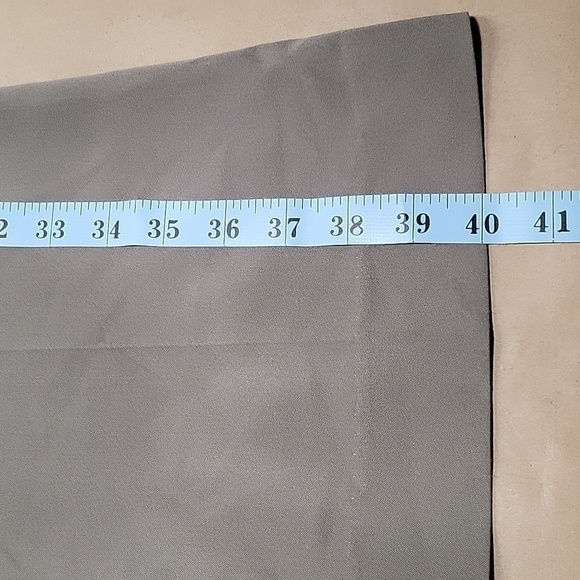 The Limited, Size 4 R, Taupe Wide Leg Trousers.  Excellent Condition. - Picture 7 of 16